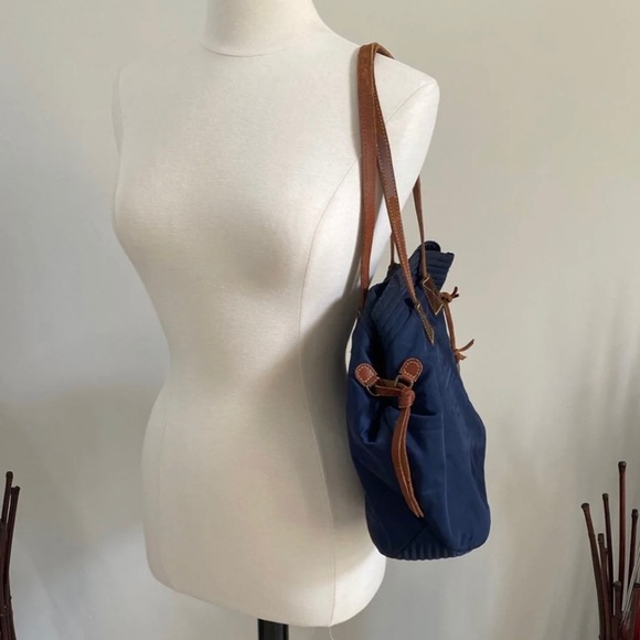 Dooney & Bourke Navy Blue Shoulder Bag - Picture 3 of 7